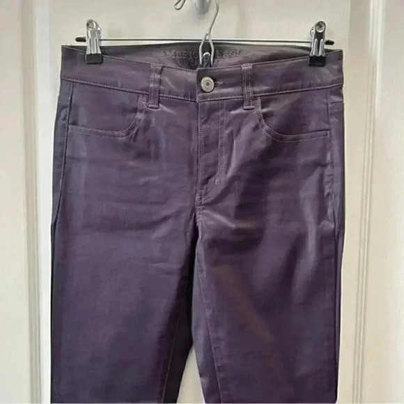 American Eagle Outfitters Coated High Rise  Skinny Jeans Jeggings Purple Size 4 - Picture 5 of 14